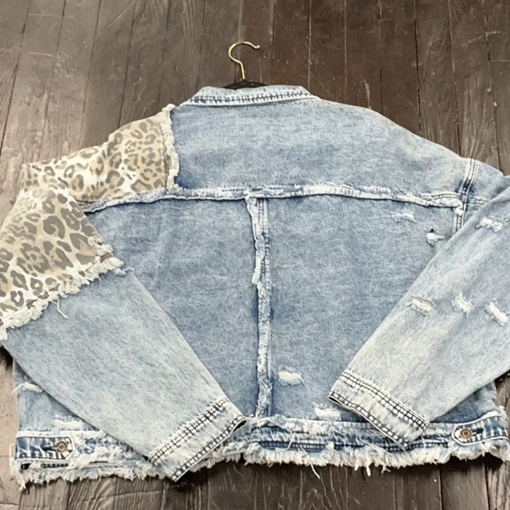 Washed denim leopard jacket - Picture 4 of 4